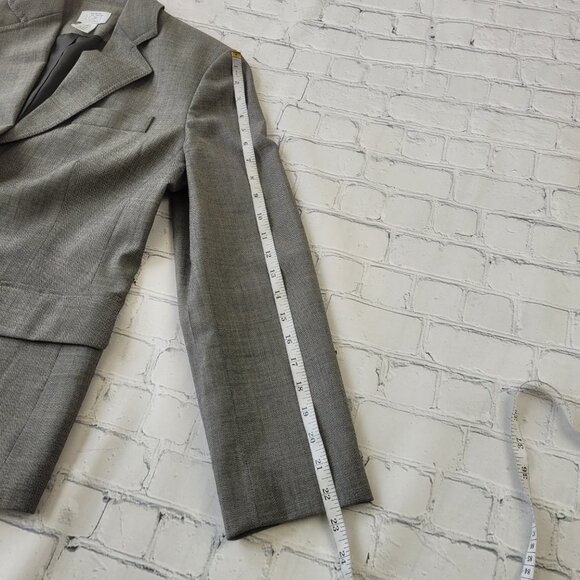 Loft Petites women light gray wool bland Classic blazer jacket size 10P - Picture 7 of 11